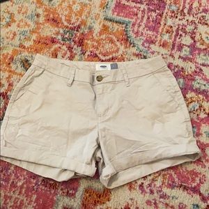 Womens fitted khaki shorts